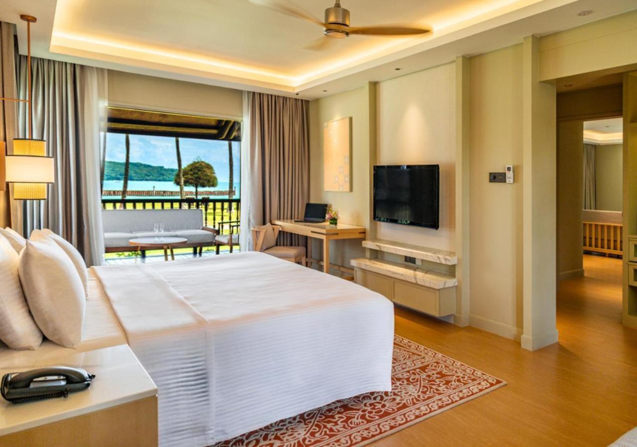 เพอลังอิ บีช รีสอร์ต แอนด์ สปา ลังกาวี Hotel Langkawi ภายนอก รูปภาพ Deluxe Room