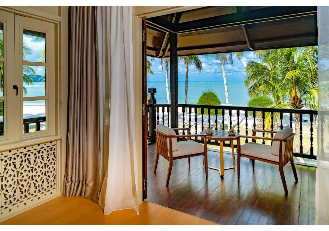 เพอลังอิ บีช รีสอร์ต แอนด์ สปา ลังกาวี Hotel Langkawi ภายนอก รูปภาพ A view of the beach from a room at the resort