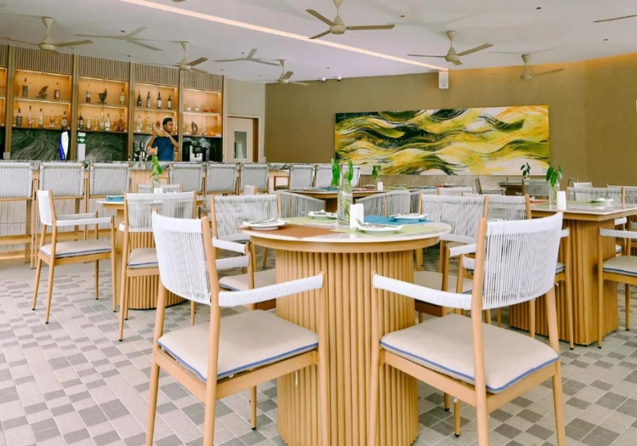 เพอลังอิ บีช รีสอร์ต แอนด์ สปา ลังกาวี Hotel Langkawi ภายนอก รูปภาพ The restaurant